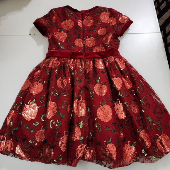 Girls Disney Snow White Elegant Apple Embroidered Sequin Party Dress Size 5/6 - Picture 11 of 16